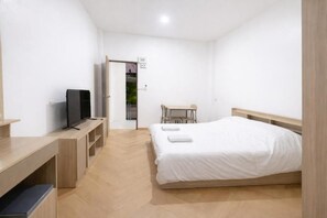 Yhden hengen huone, parveke, vuoristonäköala