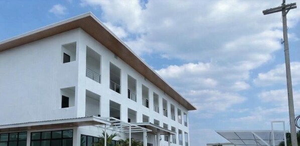 Exterior - Thailand Place Hotel Nong Bua Lam Phu (Nongbua Lamphu)