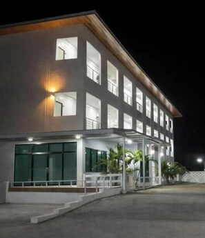 Exterior - Thailand Place Hotel Nong Bua Lam Phu (Nongbua Lamphu)