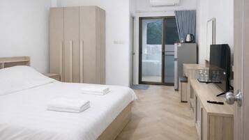 Single Room, Balcony, Mountain View