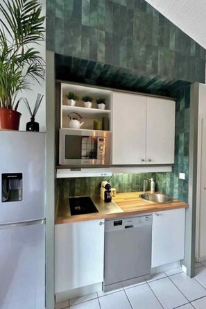 Private kitchen - Holiday rental T2 MOLIETS and MAA, walking distance to the ocean, swimming pool and international golf course. (Moliets-et-Maa)