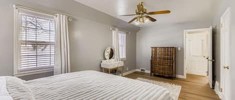 4 habitaciones, tabla de planchar con plancha y wifi gratis