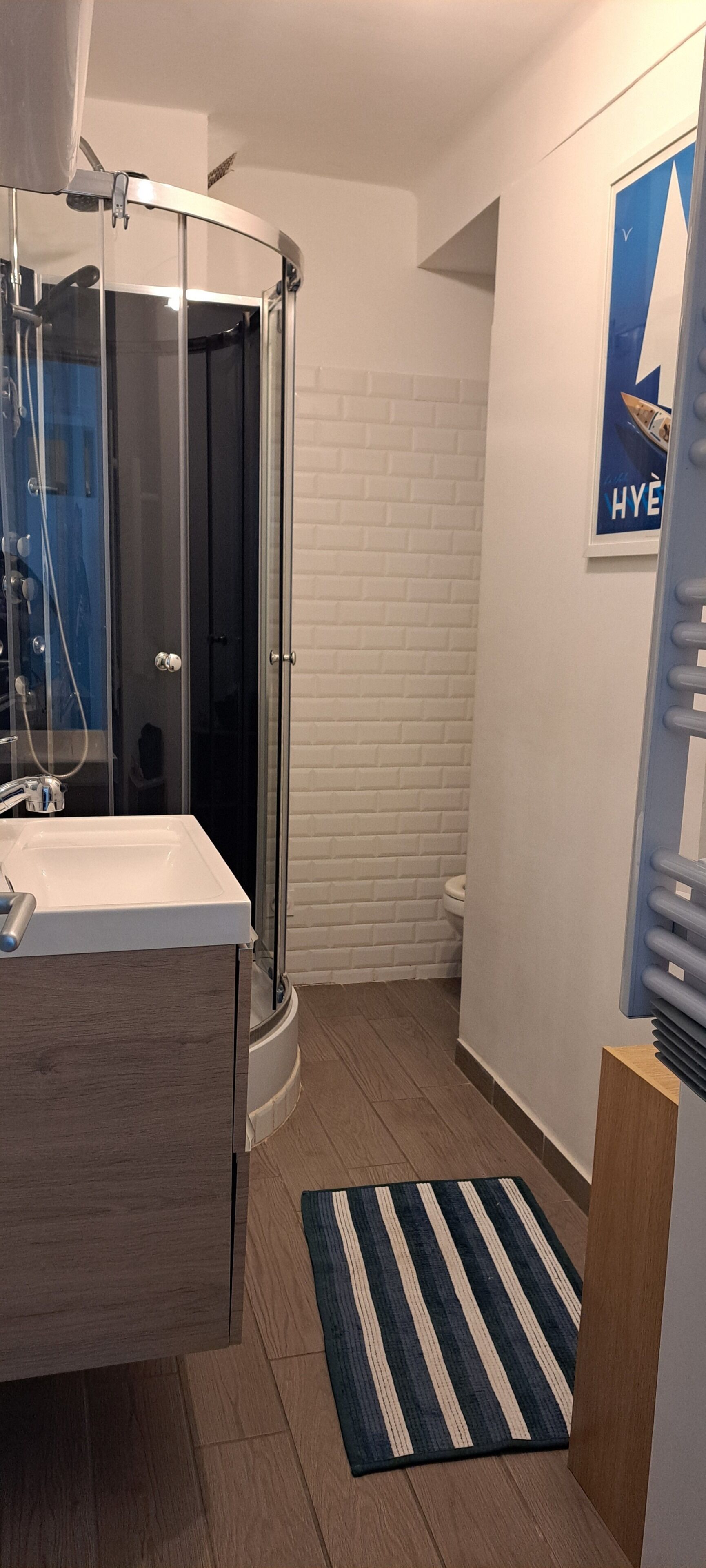Hiustenkuivaaja