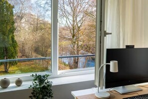 Interior - Spacious 2BR Apt Near Zurich Airport, Free Parking, River Access, 2 Workspaces (Opfikon)