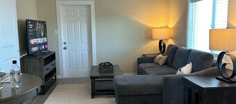 Lovely 1-bedroom apartment in Oak Harbor perfect for your getaway