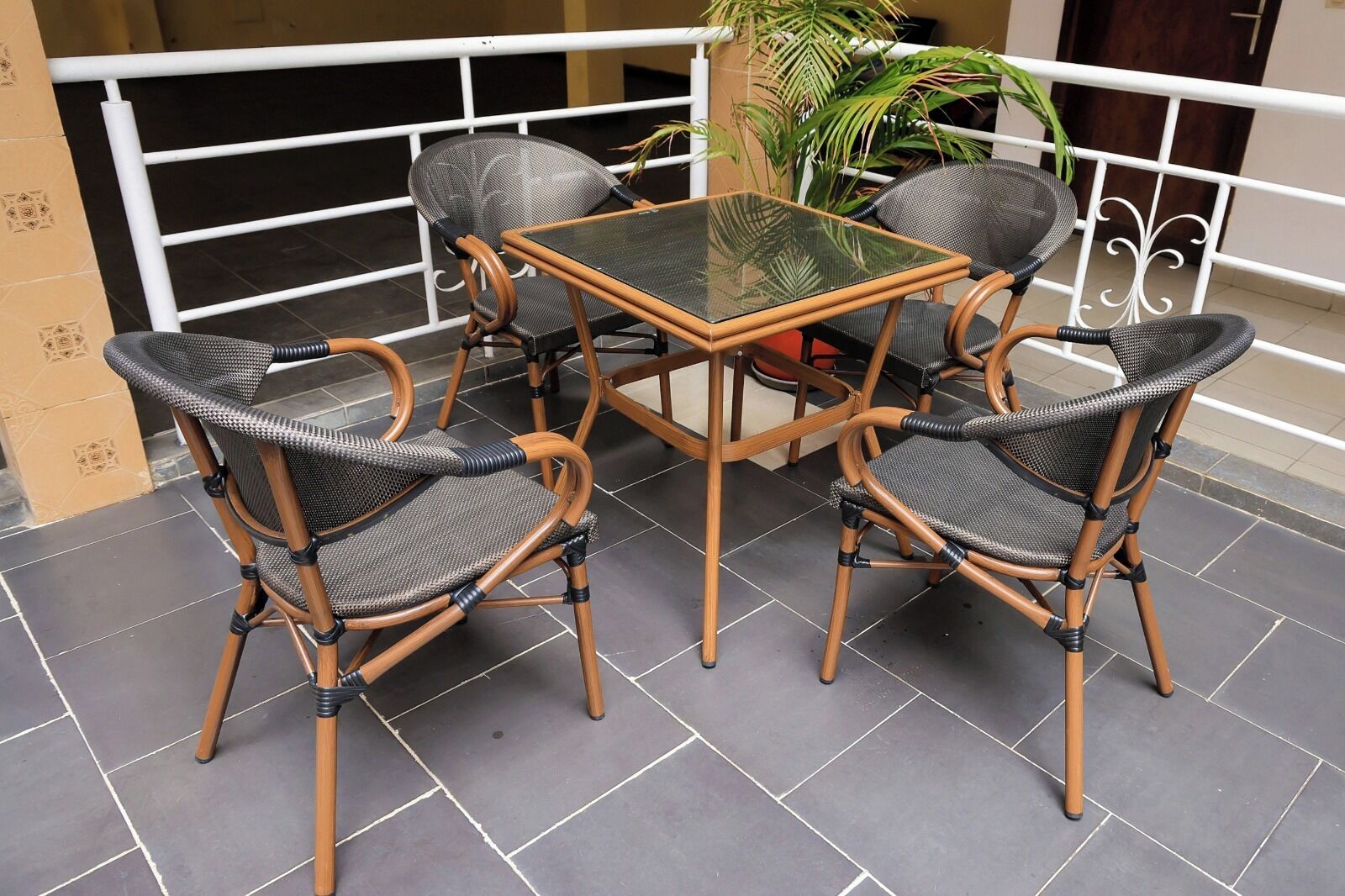 Extérieur