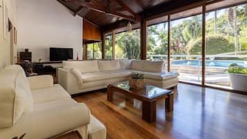 Eenvoudige chalet | Woonruimte
