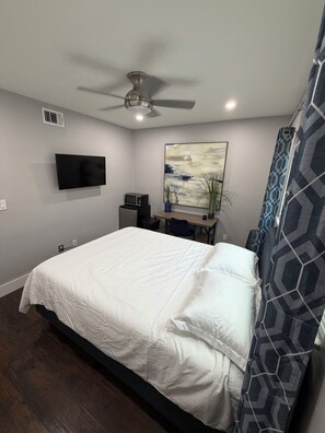 3 chambres, bureau, fer et planche à repasser, Wi-Fi gratuit