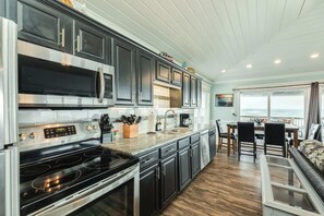Fridge, microwave, oven, stovetop - Beachfront Surfside: Ocean Views & Beach Access! (Surfside Beach)