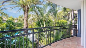 Property grounds - 2BR Family Resort at Aqua Park (Mermaid Beach)