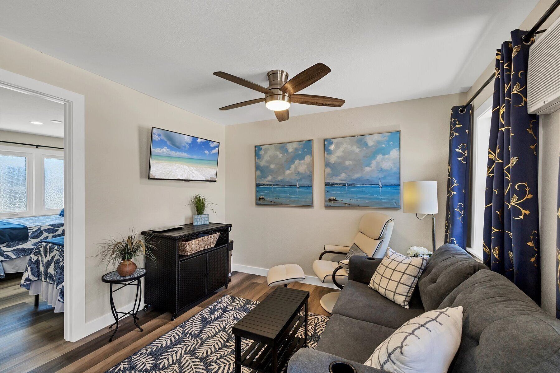 2br Beach Cottage-steps To Beach, Heated Pool - Englewood, FL