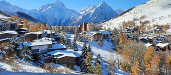 Apartment 4/5 people Les Deux Alpes 1800, at the foot of the slopes