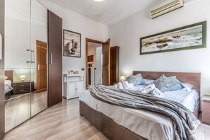 1 camera, Wi-Fi gratuito, lenzuola