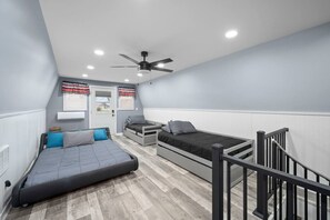 WiFi - Cozy Port Clinton Getaway w/ Hot Tub (Port Clinton)