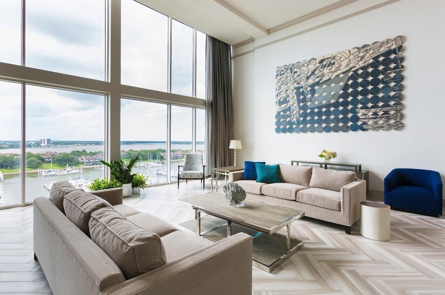 Contemporary Room Steps From Nature Trails And Near Nasa Space Center - League City, TX