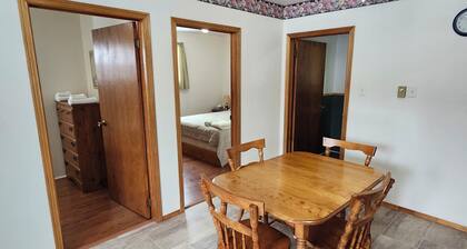 Crocker Cabins Unit 1 offers a self‑contained efficiency unit in Gros Morne.