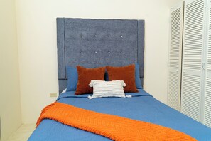 Room - Enjoyable 2-bedroom house with AC in both bedrooms charming Montego Bay (Montego Bay)