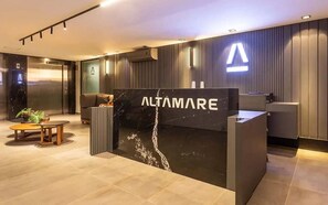 Lobby - Altamare 110 - Luxurious beachfront apartment for 6 people. (João Pessoa)