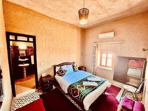 Double Room, Balcony