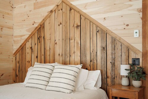 Sterling Forest Lodge <> A Boutique Mountain Retreat