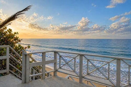 CasaMar Oceanfront House w/ Pool & Master Suite• Rincón