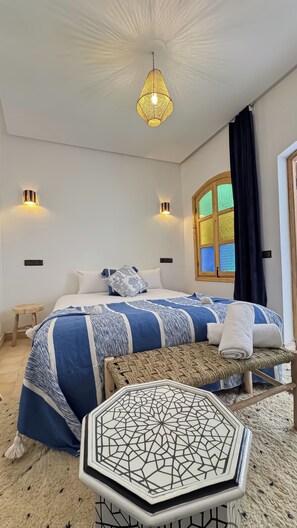 4 dormitorios, tabla de planchar con plancha, wifi y ropa de cama