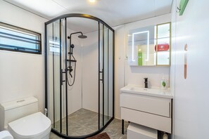 Bathroom - Cozy Secret Beach Getaway w/ Pool - Gecko Casita (San Pedro)