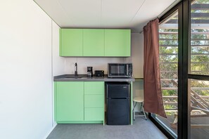 Private kitchen - Cozy Secret Beach Getaway w/ Pool - Gecko Casita (San Pedro)