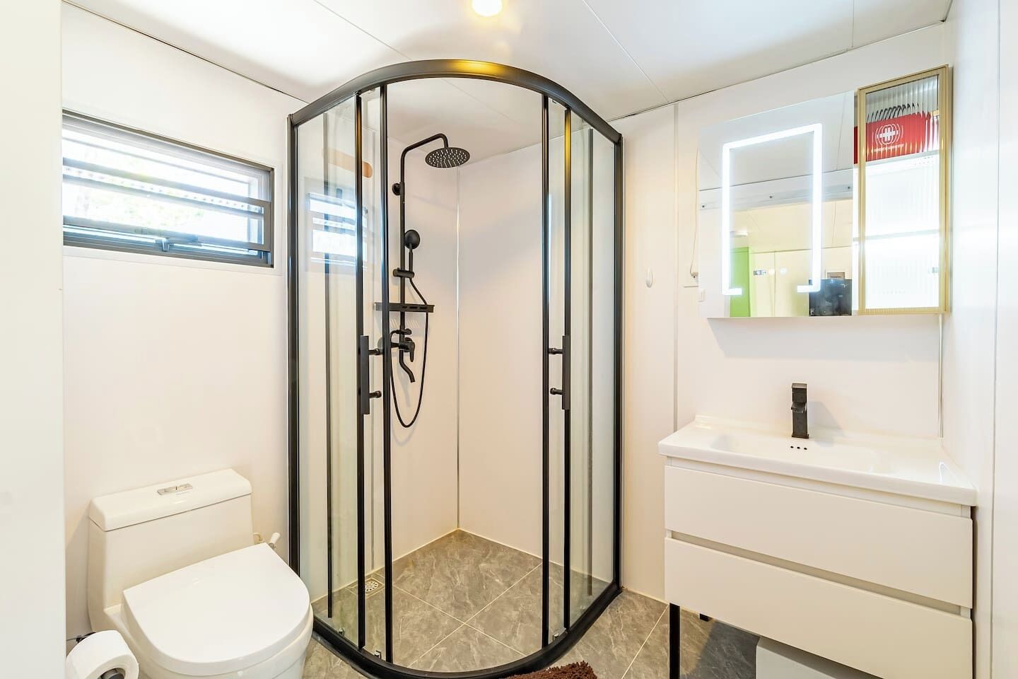 Shower, bidet