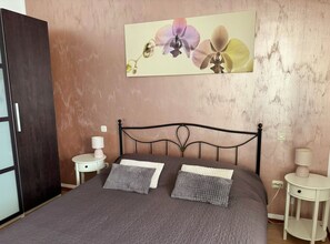 2 bedrooms, Internet, bed sheets - Rustical Stone House Kanfanar with Pool - Two Bedroom Holiday Home with Pool (Kanfanar)