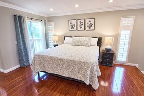 4 dormitorios, tabla de planchar con plancha, wifi y ropa de cama