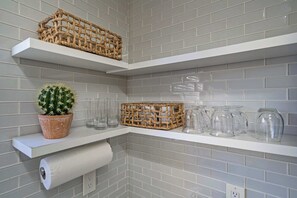 Interior - GROVE27-01 | stay near Miami's chic neighborhood (Miami)