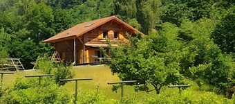 Chalet for 12 Guests with Pond – 5 Bedrooms