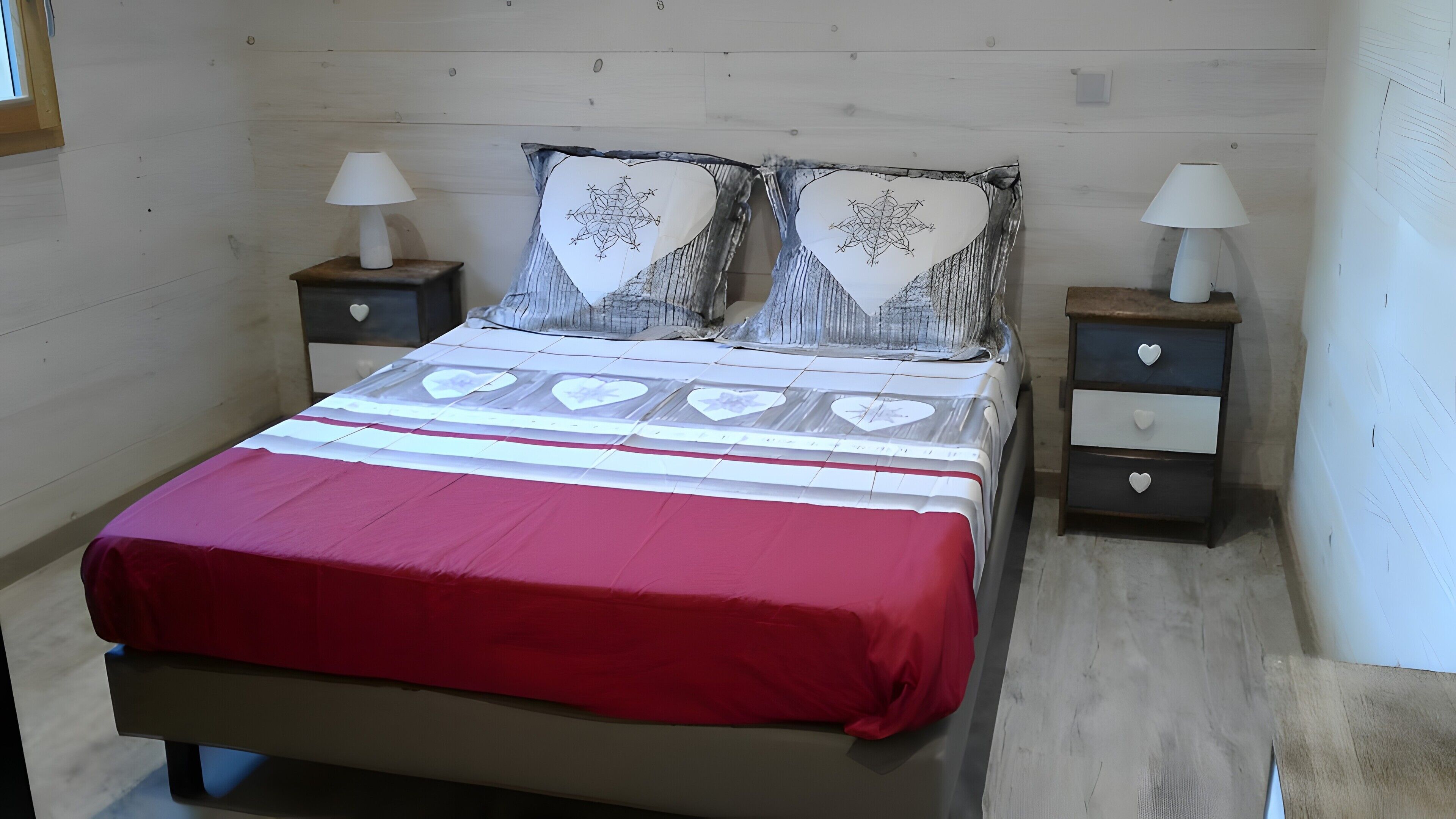 5 chambres, fer et planche à repasser, Wi-Fi