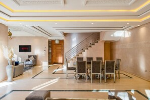 Dining - Luxury 4BR Villa | B&B Available | Pool&Atlas View (Douar Moulay Abbas)