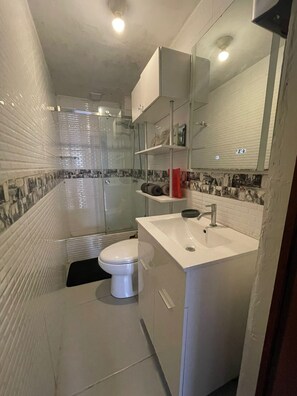 Håndklæder, Sæbe, Toiletpapir