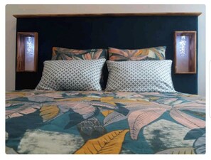 Room - Vrbo Property (Janzé)