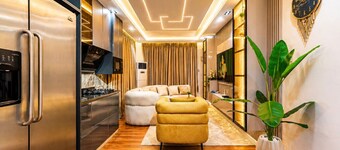 Modern Cozy Home Lekki|WiFi & Security 24/7 Power