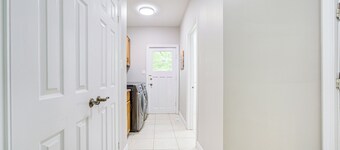 cozy and peaceful quite house  in markham