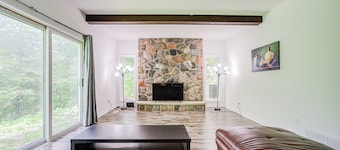 cozy and peaceful quite house in markham