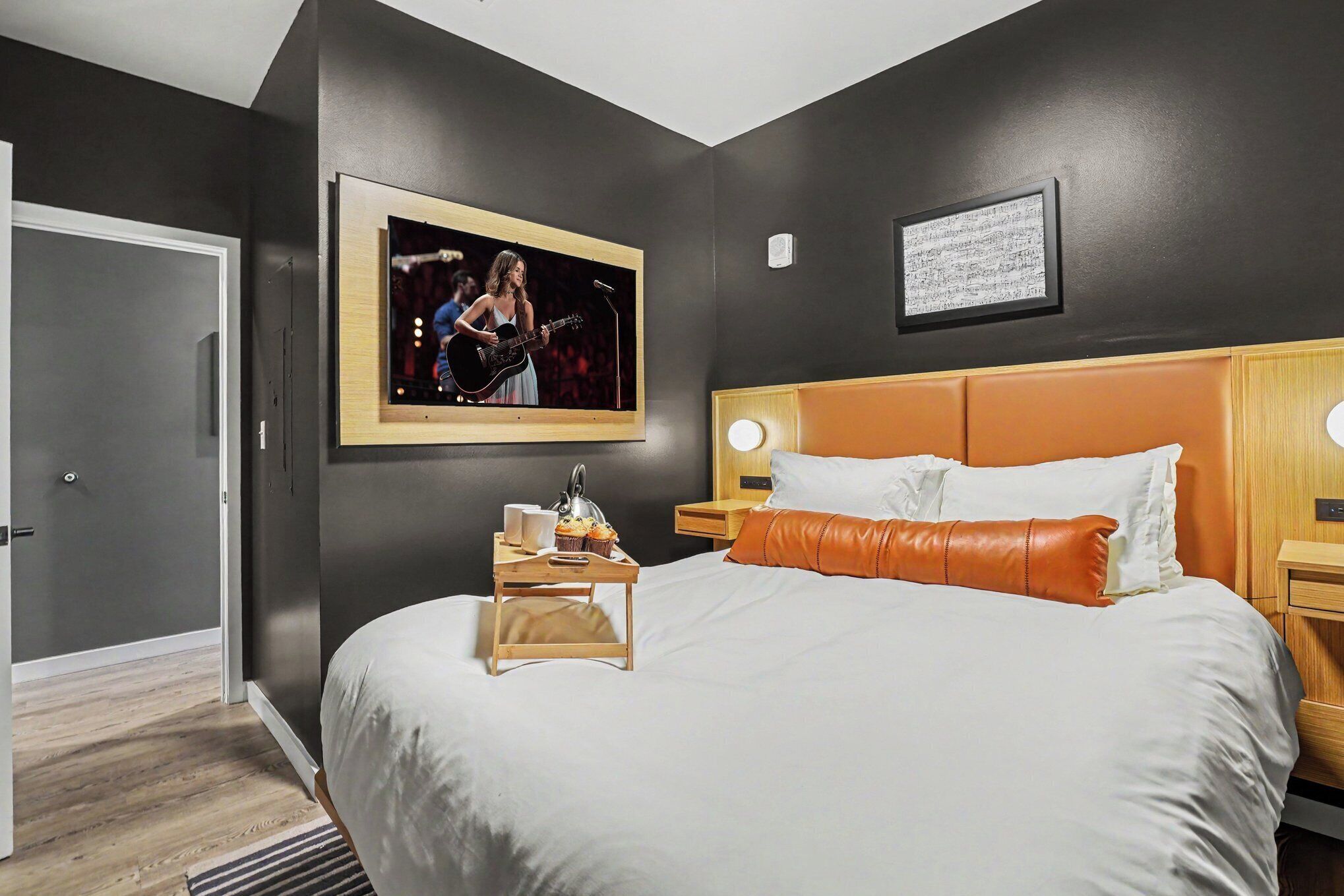 Huis, 1 queensize bed met slaapbank | Een strijkplank/strijkijzer, gratis wifi, beddengoed