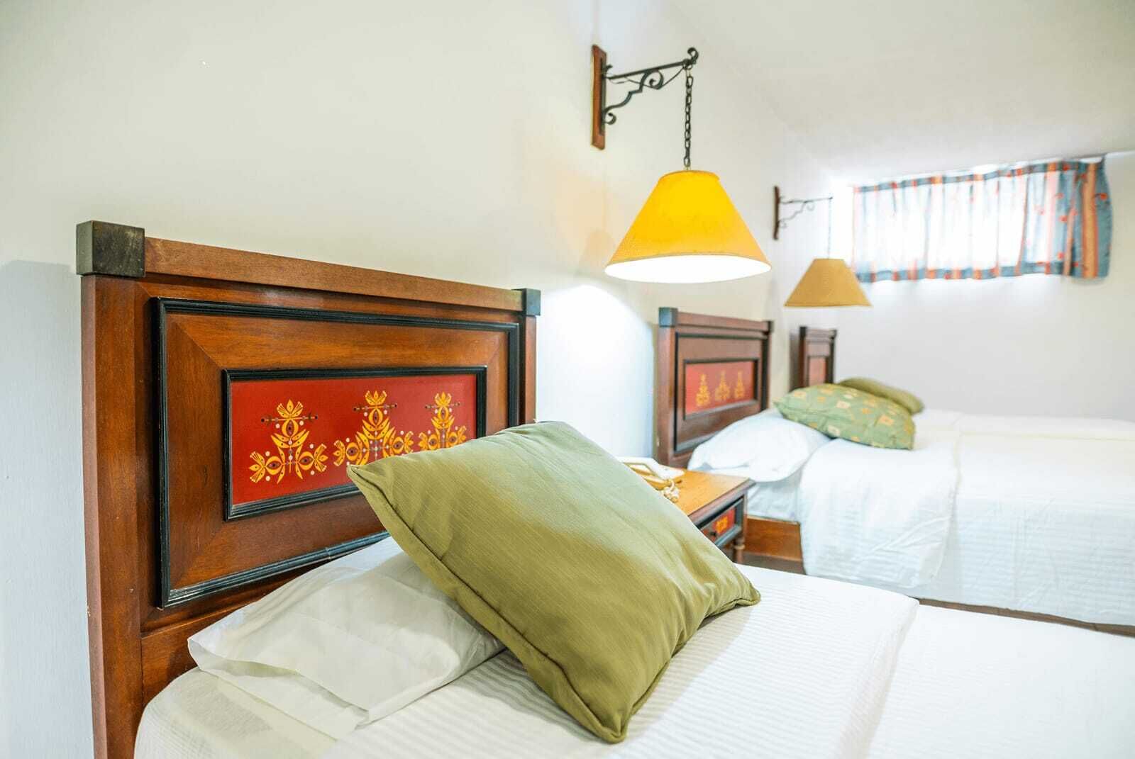 Espacio para trabajar con laptop y wifi gratis 