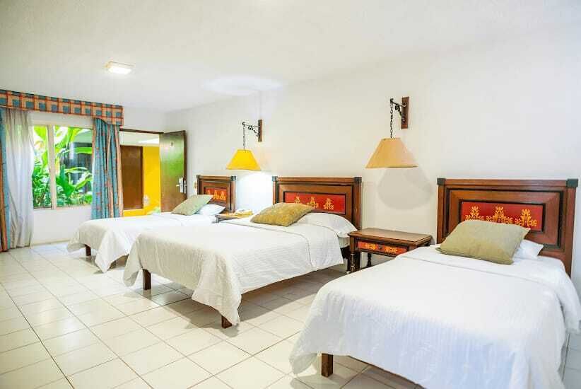Family Room, Garden View | Laptop workspace, free WiFi