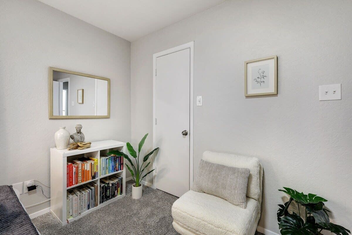 House, Multiple Beds, Patio, Garden View (Foxfire / 30+ Nights) | Interior