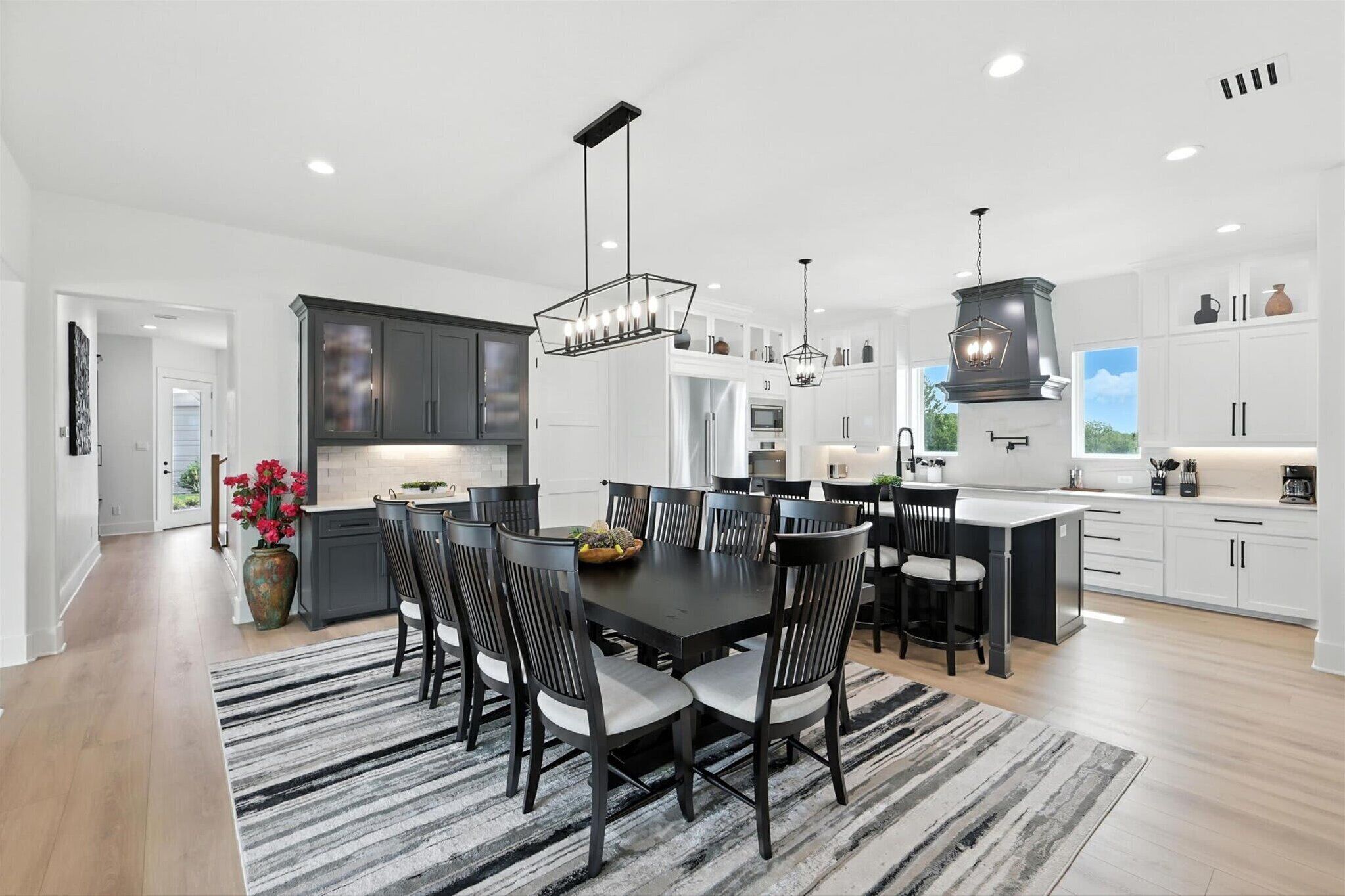 House, Multiple Beds, Hot Tub, Pool View (Heavens Ridge) | Dining