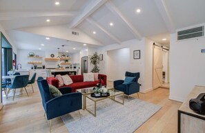 Ferienhaus, Mehrere Betten, Poolzugang, Poolblick (Kempwood) | Innenbereich