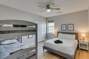 Ferienhaus, Mehrere Betten, Poolzugang, Poolblick (Highgate) | 5 Schlafzimmer