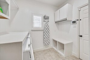 Interior - Luxury Home w Hot Tub Near DFW Airport (Flower Mound)