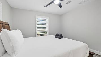 5 bedrooms