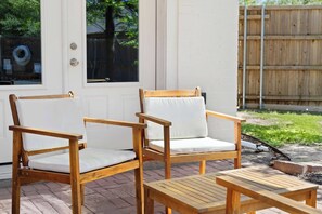 Terrace/patio - Texan 5/3 Oasis - Hot Tub, Pool, Cinema Room (Rowlett)
